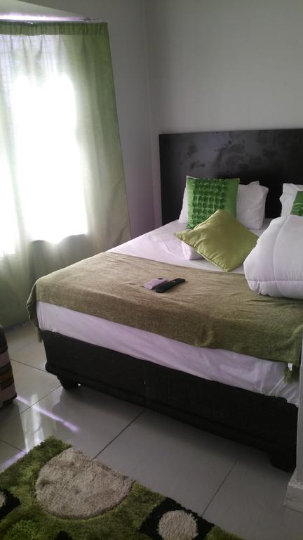 פרטוריה Valley Guest House מראה חיצוני תמונה