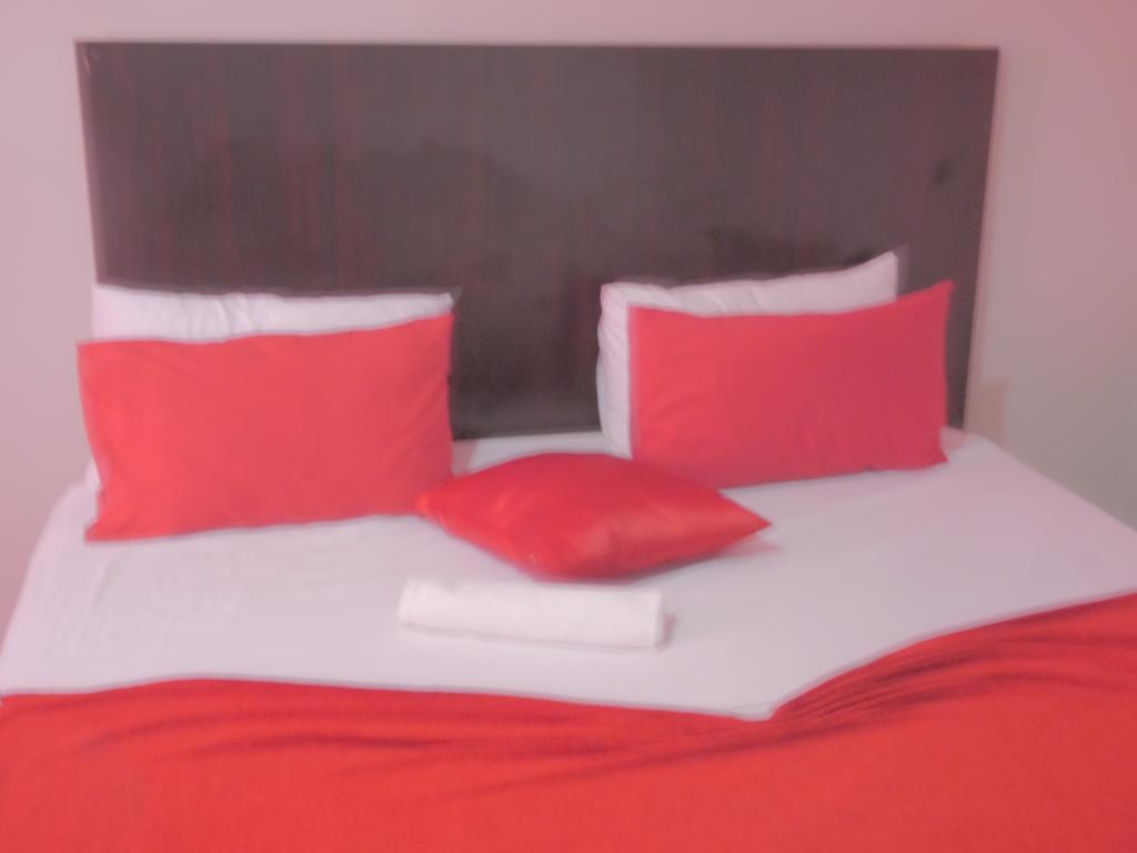 פרטוריה Valley Guest House מראה חיצוני תמונה