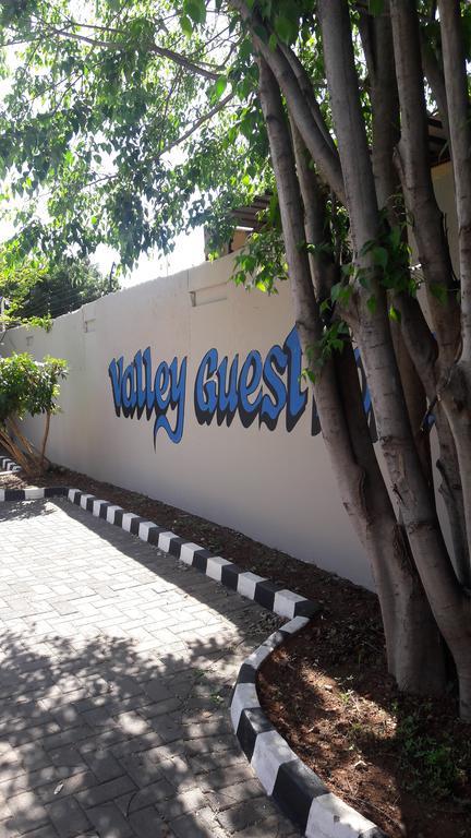 פרטוריה Valley Guest House מראה חיצוני תמונה