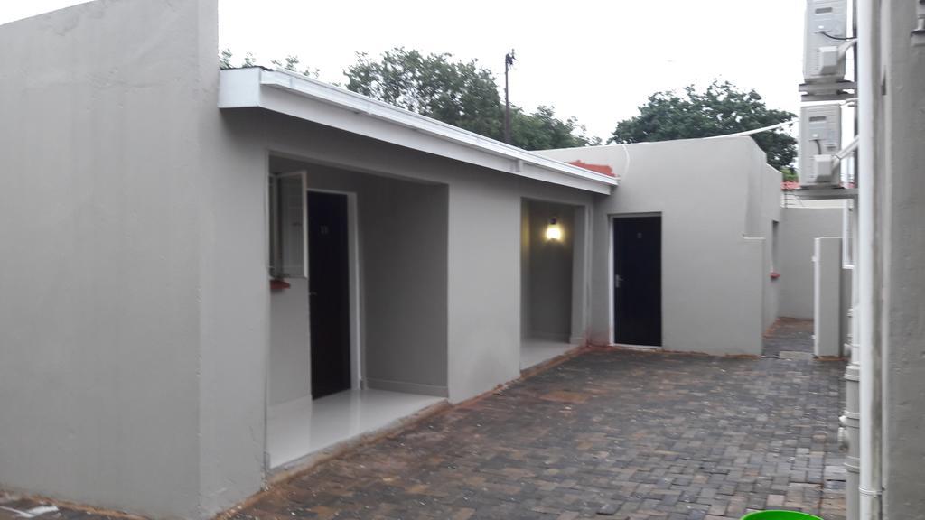 פרטוריה Valley Guest House מראה חיצוני תמונה
